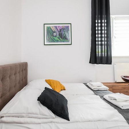 Jm Rooms Lubicz I Krakau Exterior foto