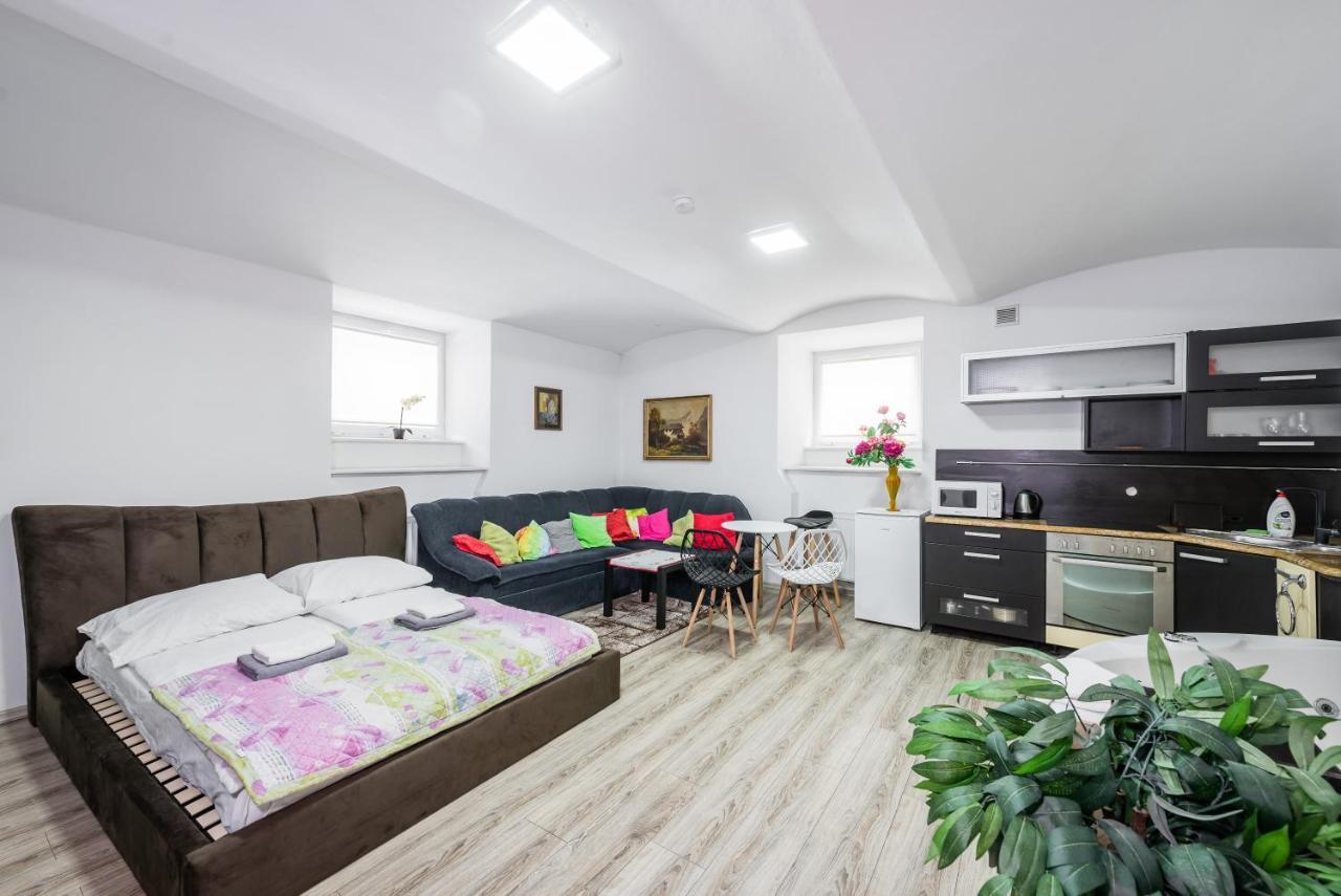 Jm Rooms Lubicz I Krakau Exterior foto